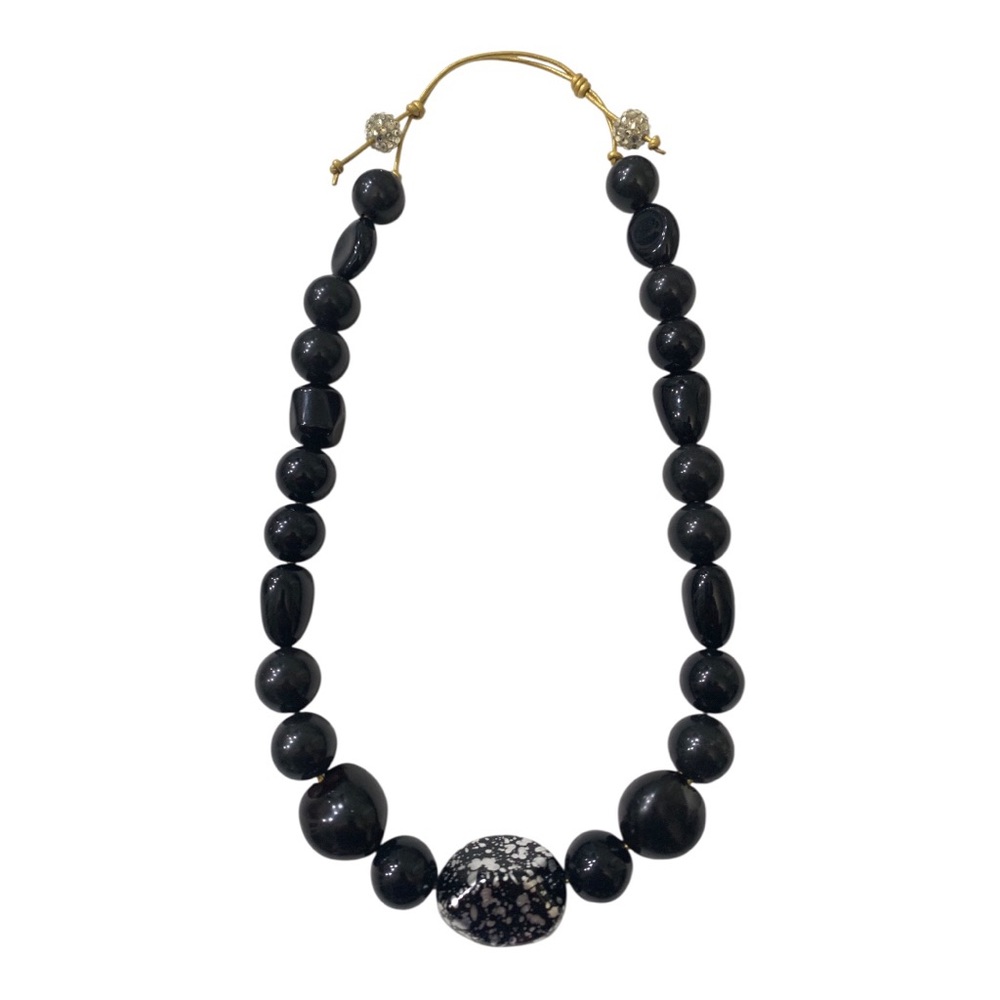 Handcrafted Single strand of chunky black resin beads necklace